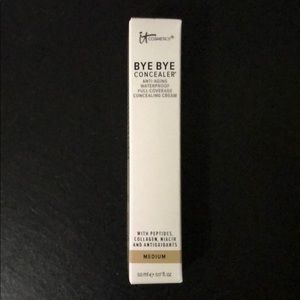 IT Cosmetics Concealer !